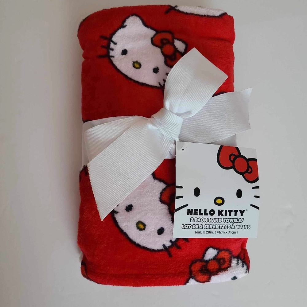 Hello Kitty pack of 2 hand towels red color w/pattern 100% cotton brand new